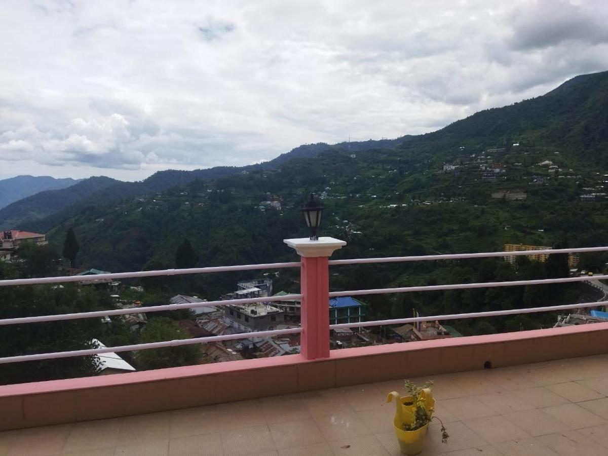 Hotel Nambrog Bomdila Екстер'єр фото