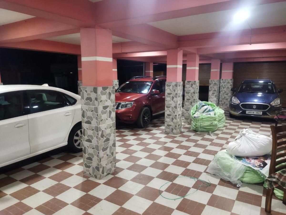 Hotel Nambrog Bomdila Екстер'єр фото