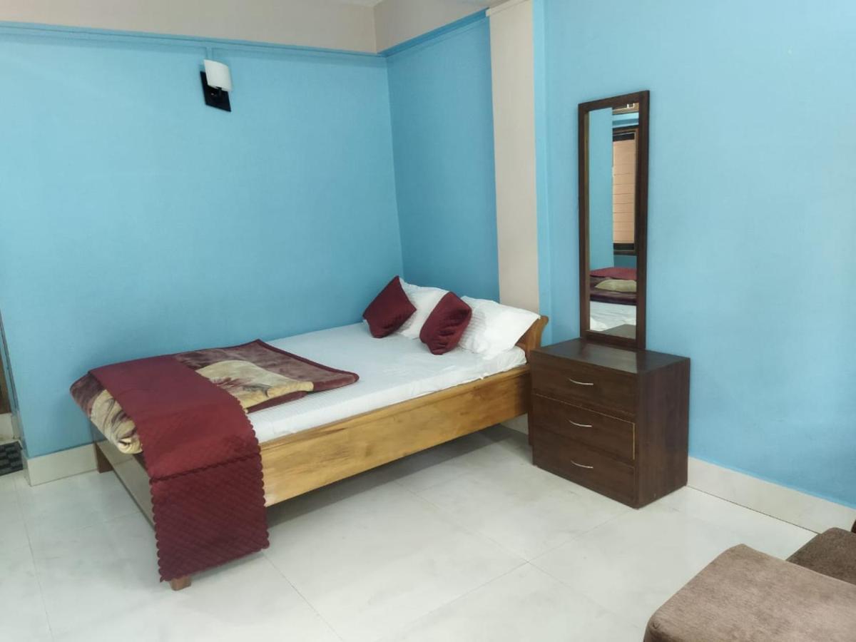 Hotel Nambrog Bomdila Екстер'єр фото